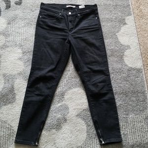 Levi's skinny jeans 311